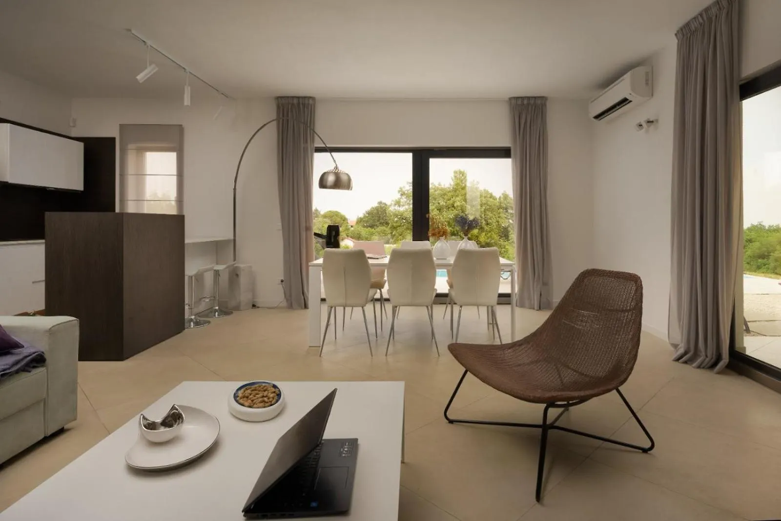 Villa Cala Sonriso For 8 People Near Pula With Heated Pool & Sea View Krnica 0*,  Hırvatistan
